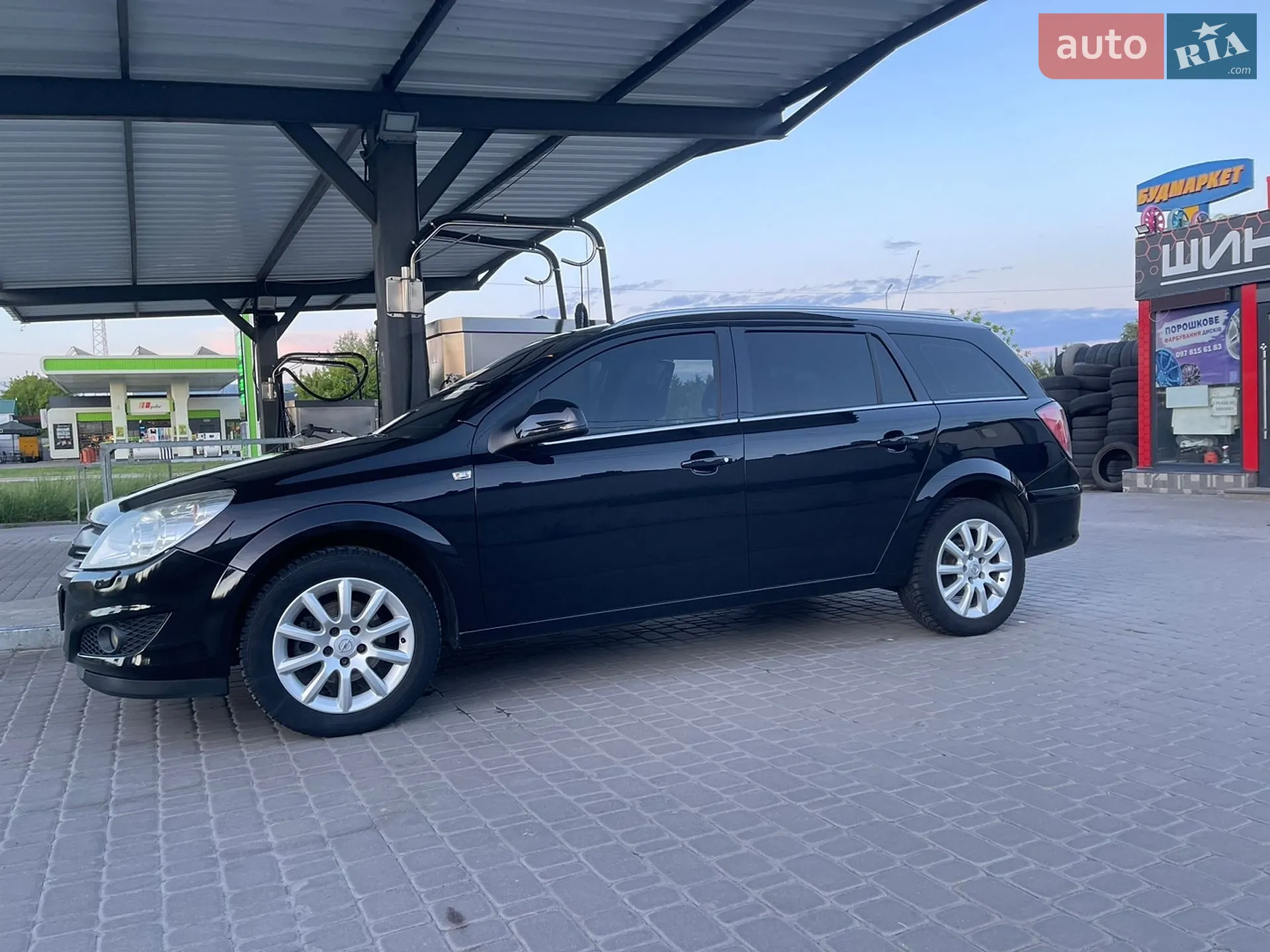 2010 Opel Astra - мініатюра 5