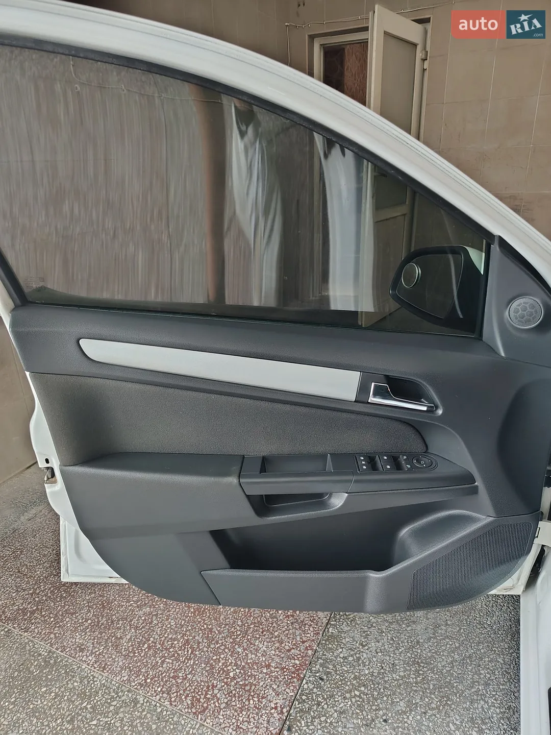 2010 Opel Astra - мініатюра 4