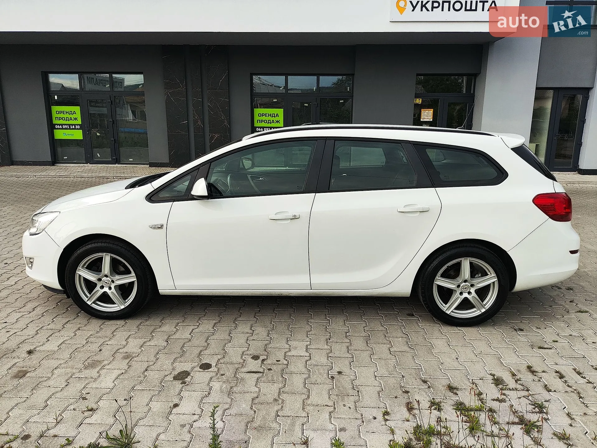 2011 Opel Astra - мініатюра 2