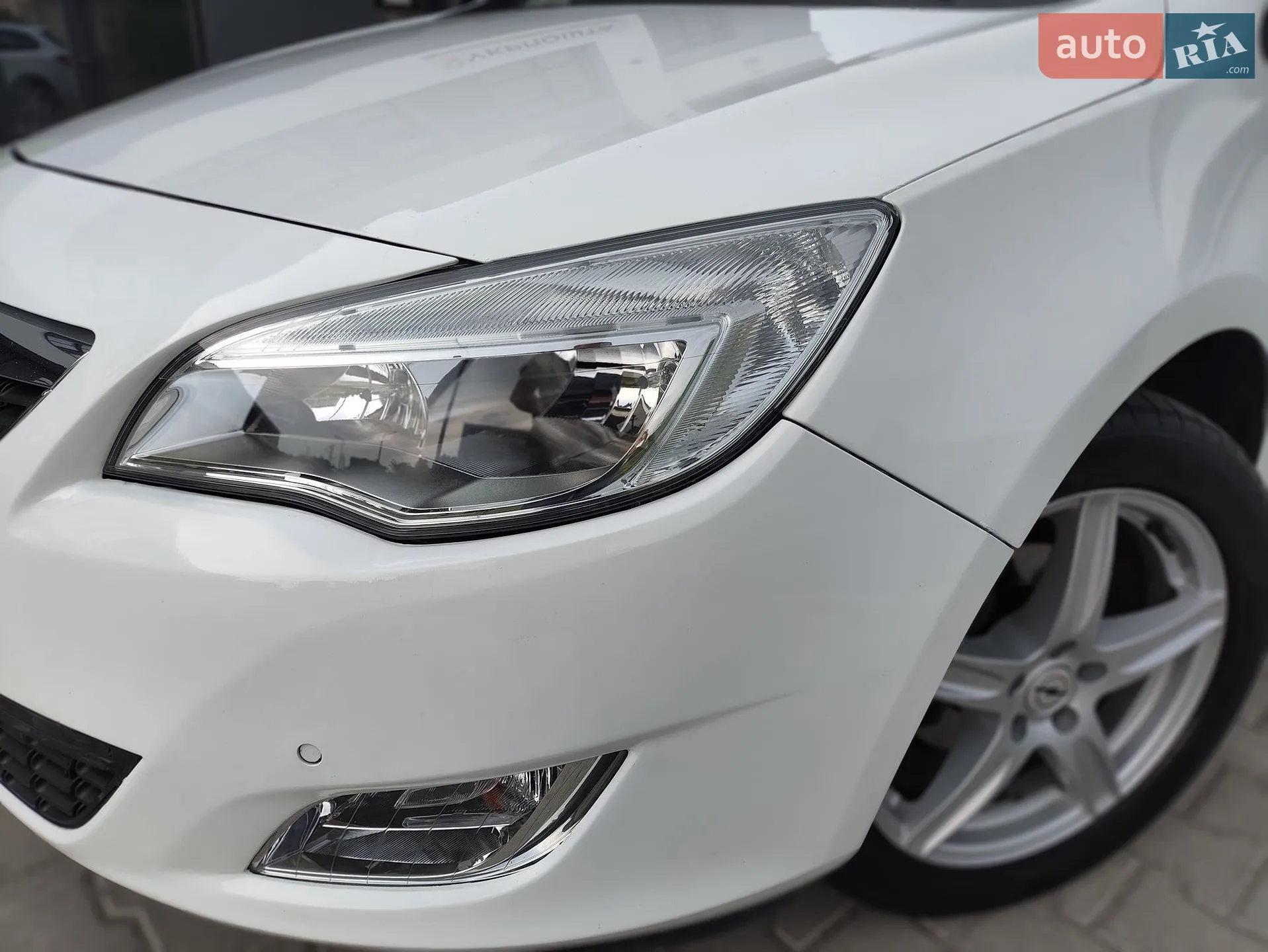 2011 Opel Astra - мініатюра 9