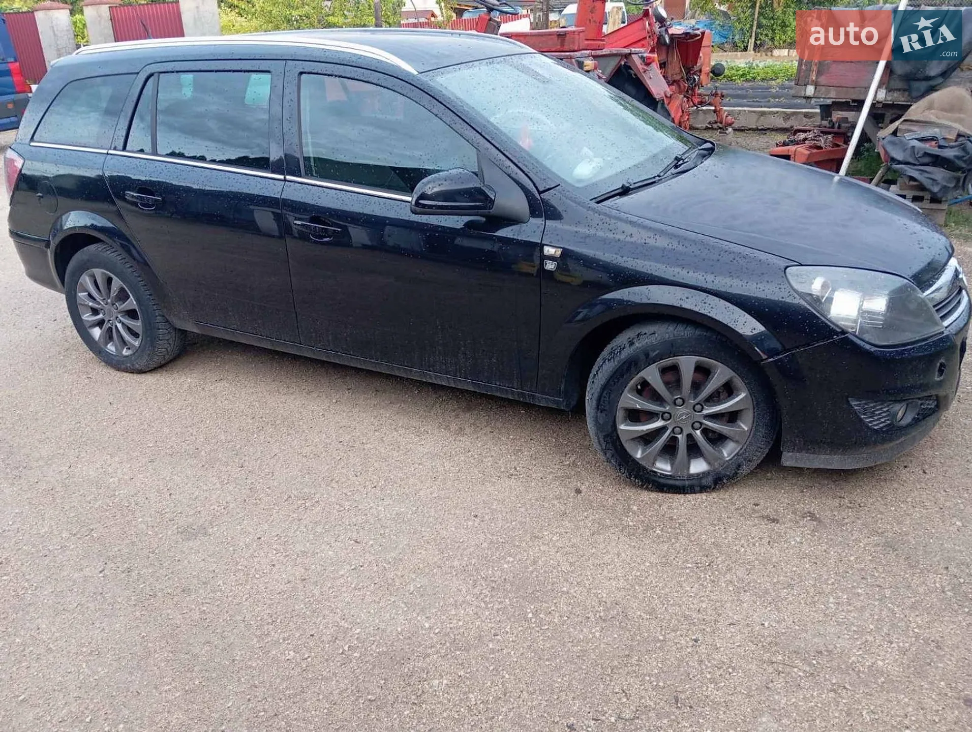 2010 Opel Astra - мініатюра 2