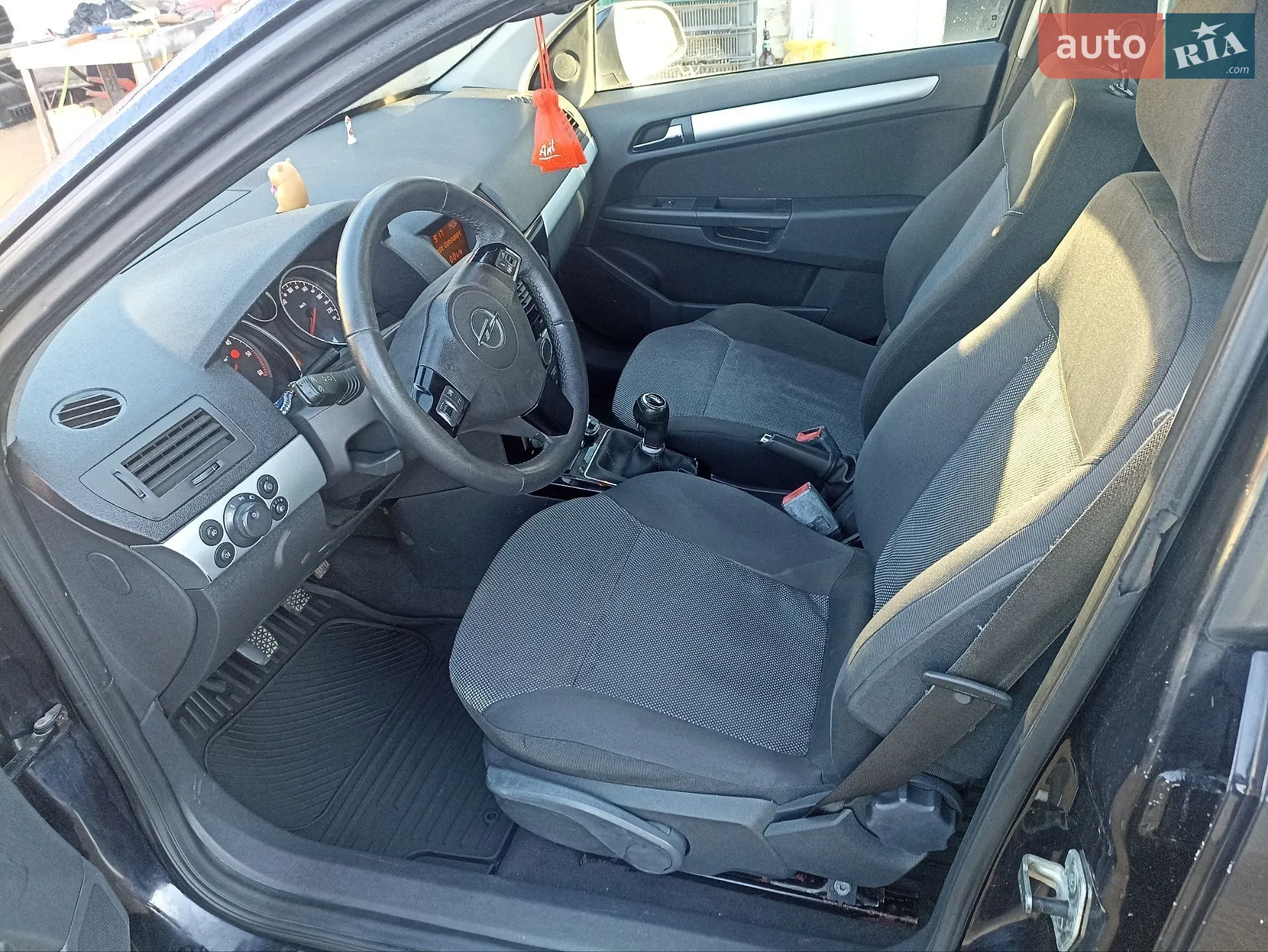 2010 Opel Astra - мініатюра 8