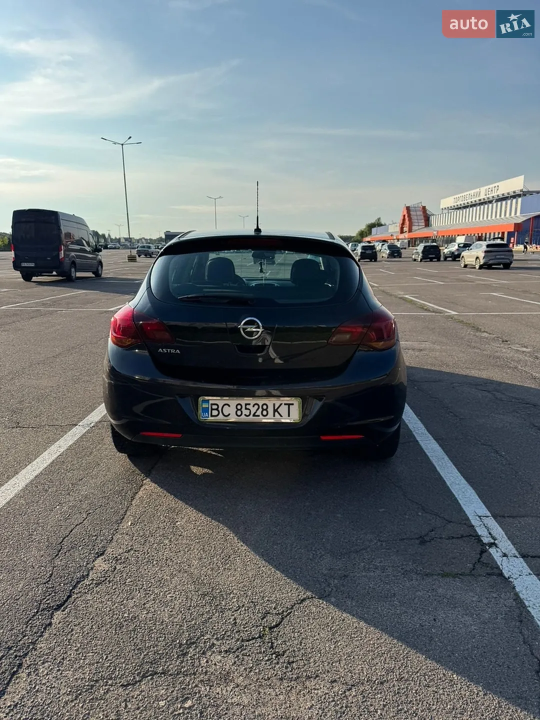 2010 Opel Astra - мініатюра 2