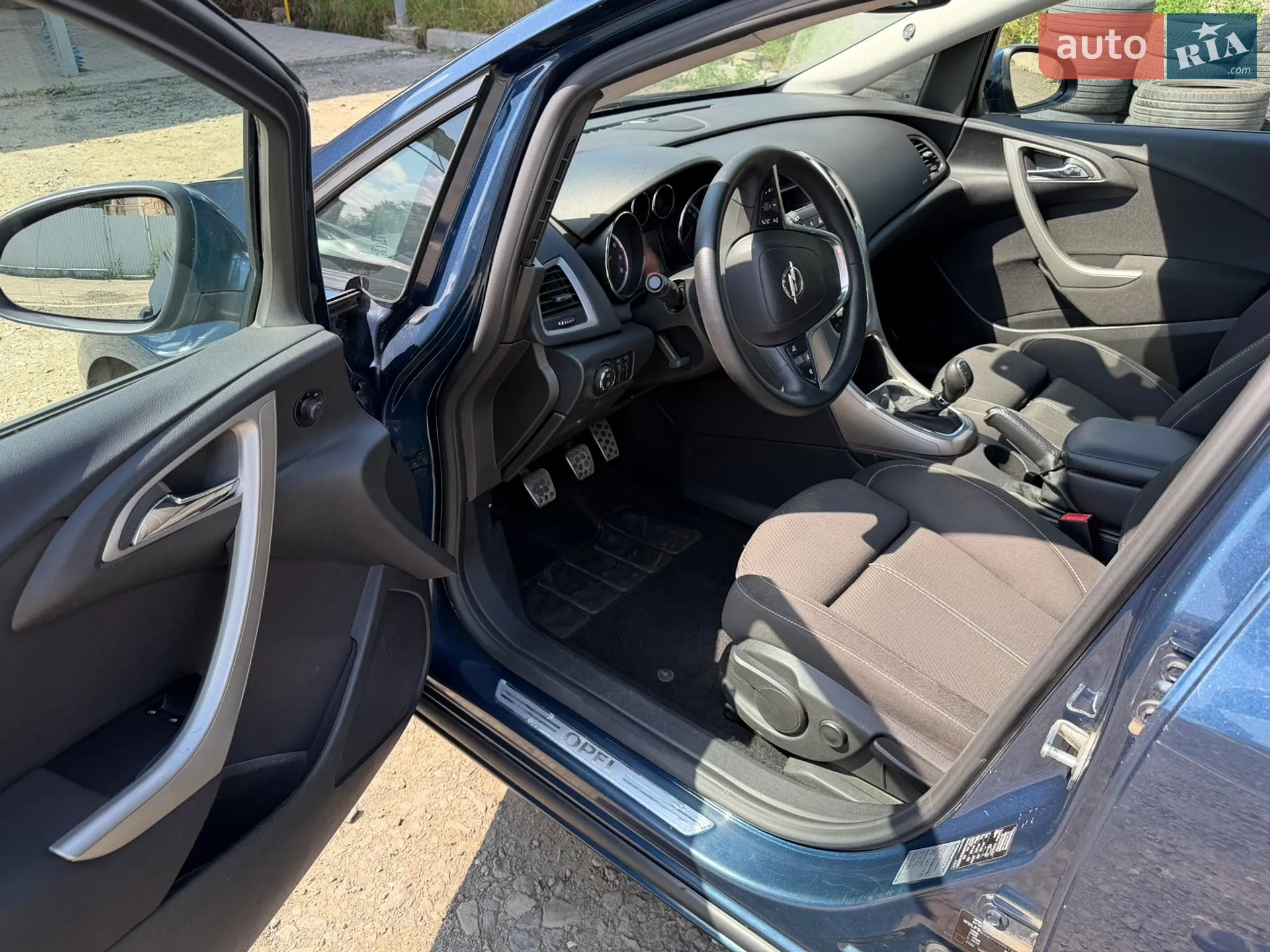 2010 Opel Astra - мініатюра 25