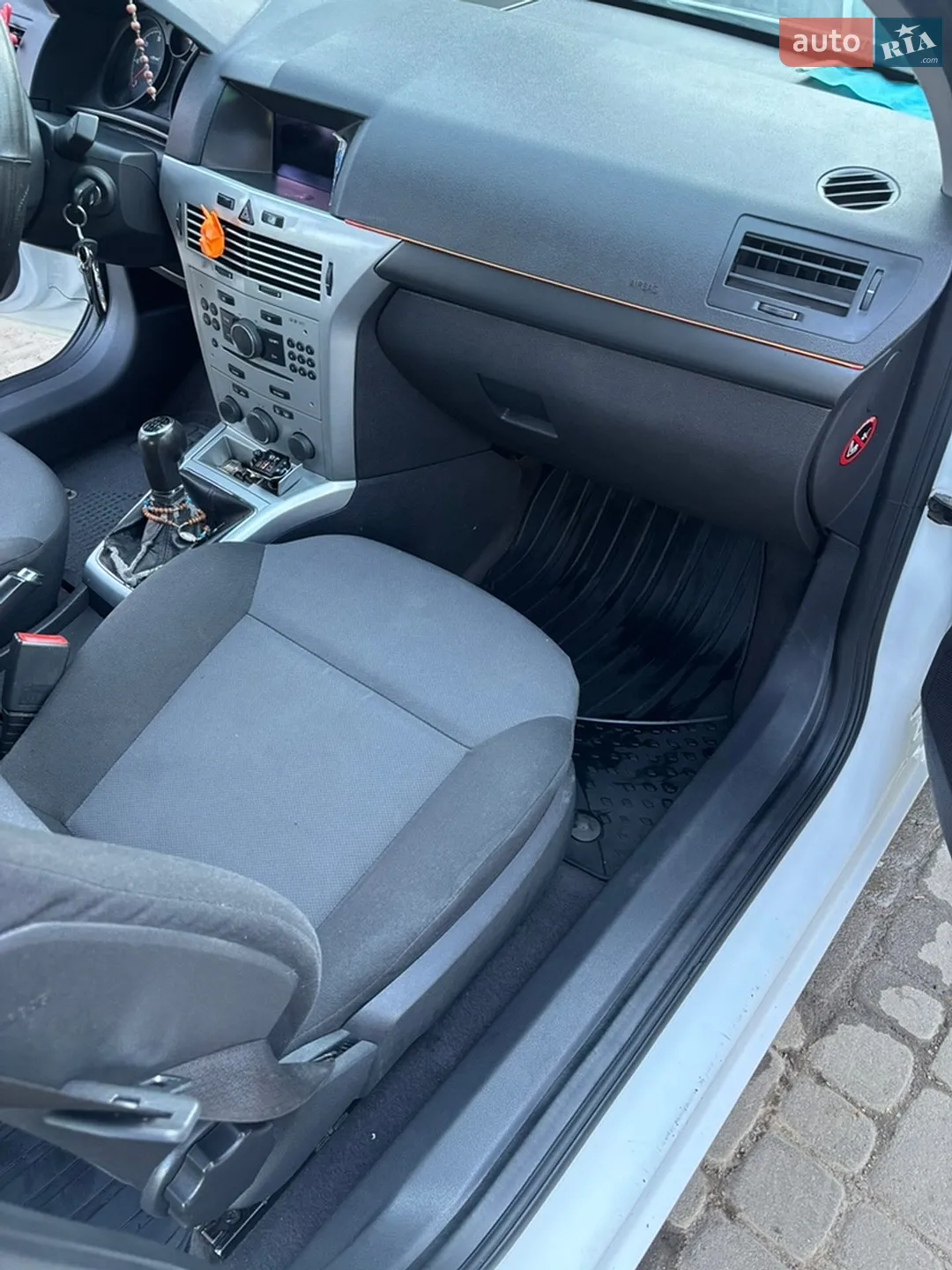 2010 Opel Astra - мініатюра 7