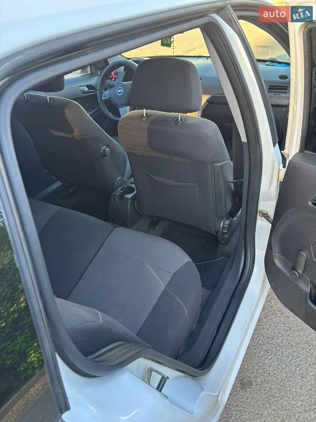 2010 Opel Astra - мініатюра 22