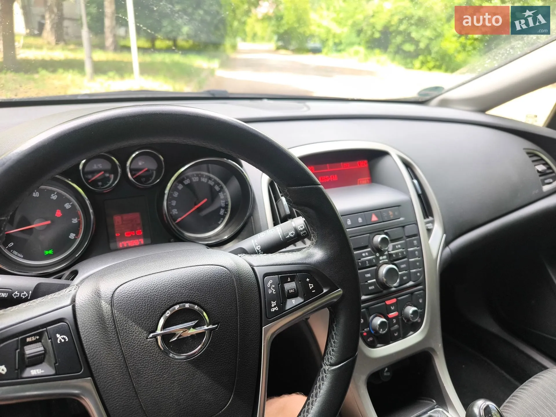 2011 Opel Astra - мініатюра 19