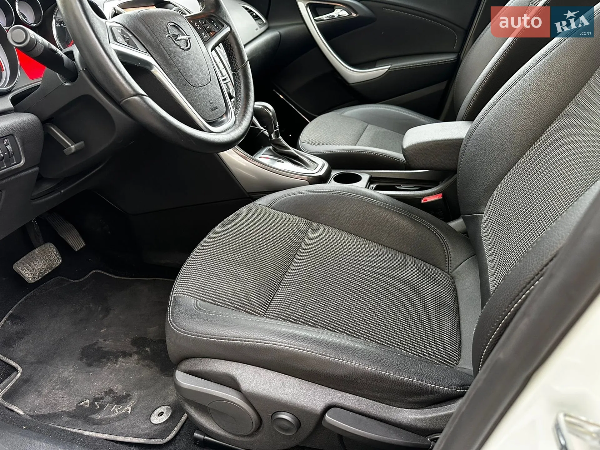2012 Opel Astra - мініатюра 25