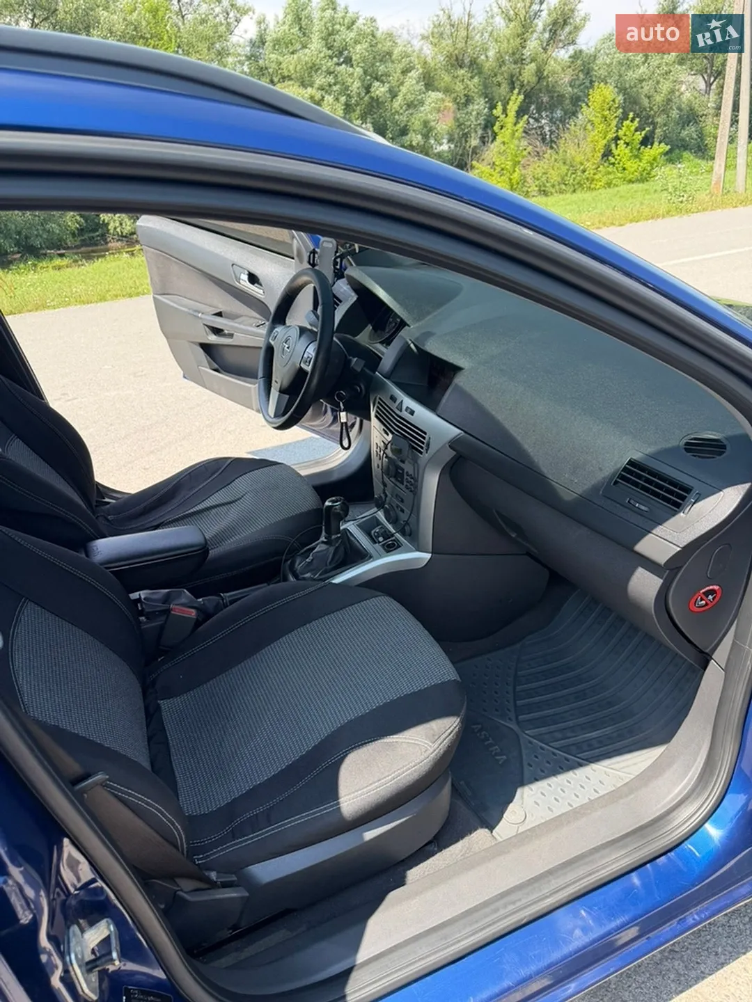 2010 Opel Astra - мініатюра 16
