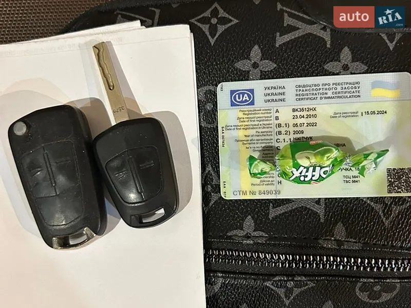 Универсал Opel Astra 2009 в Ровно документ