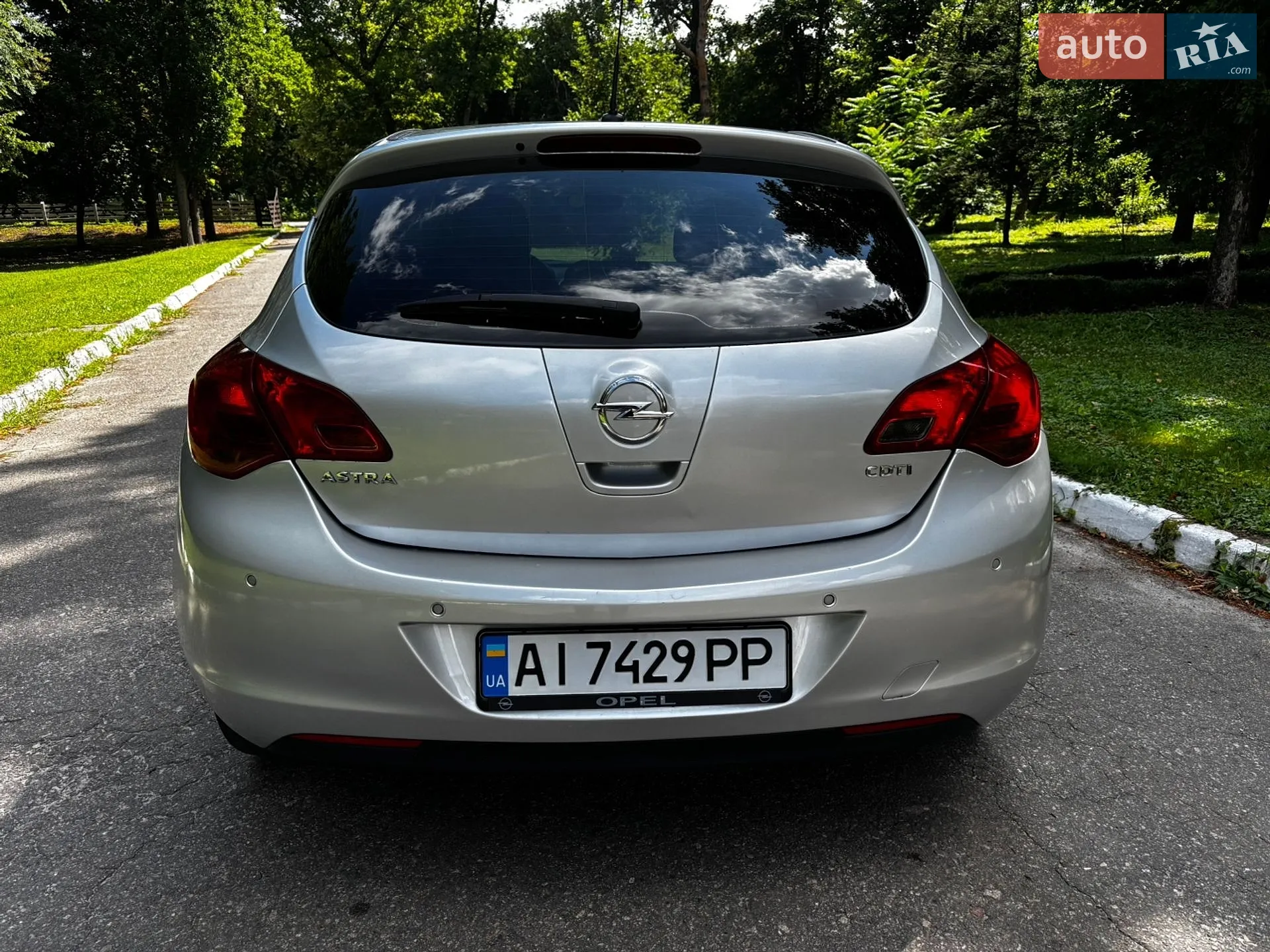 2010 Opel Astra - мініатюра 5