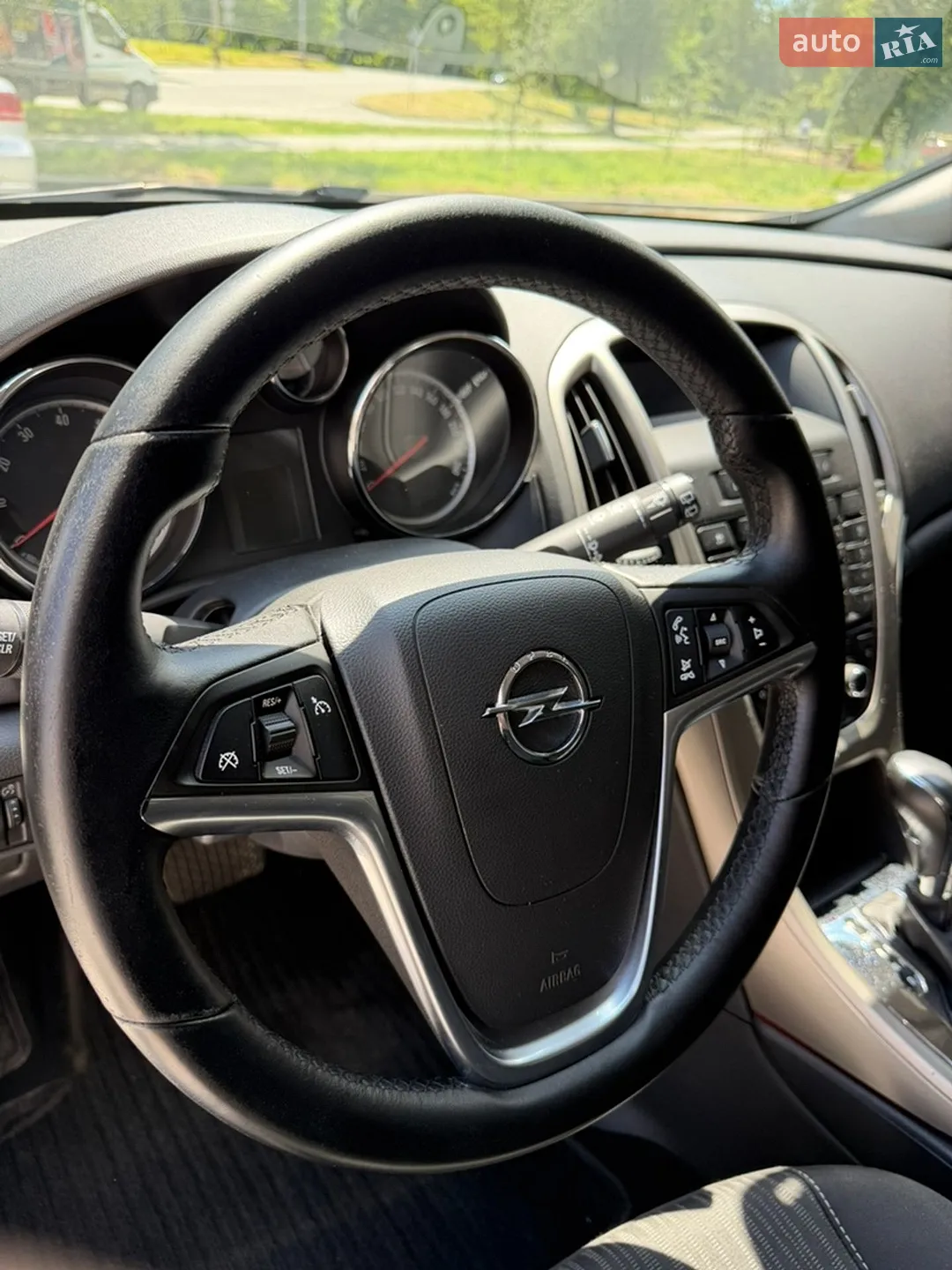 2011 Opel Astra - мініатюра 15