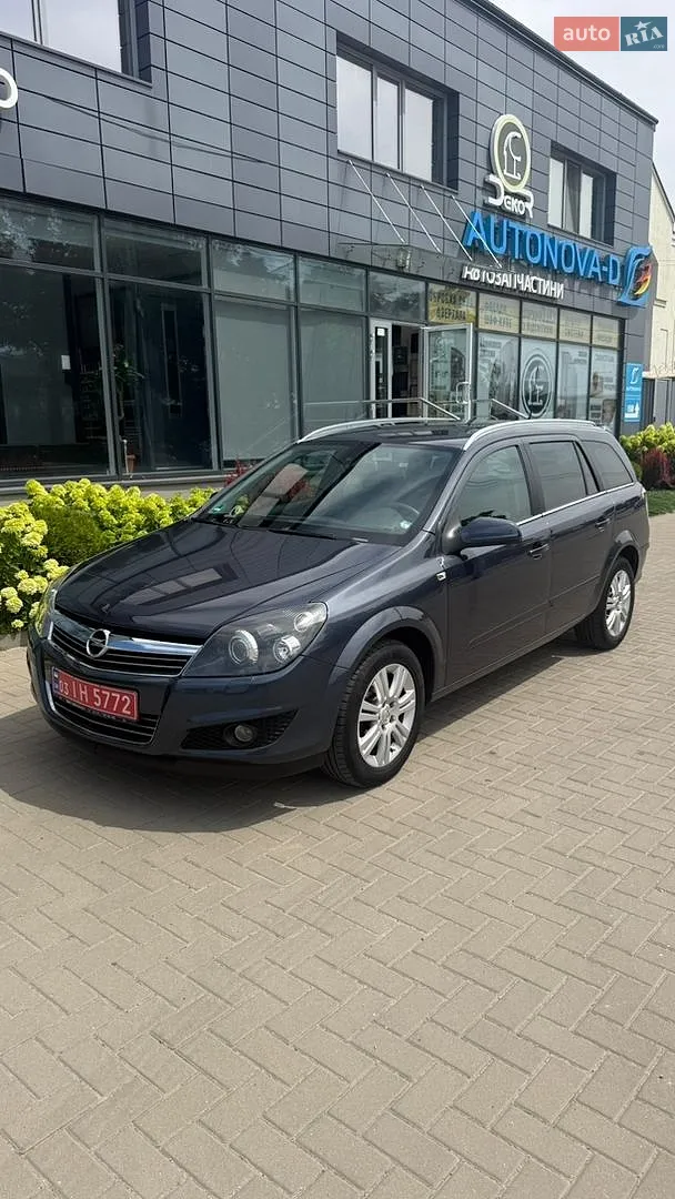 2010 Opel Astra - мініатюра 8