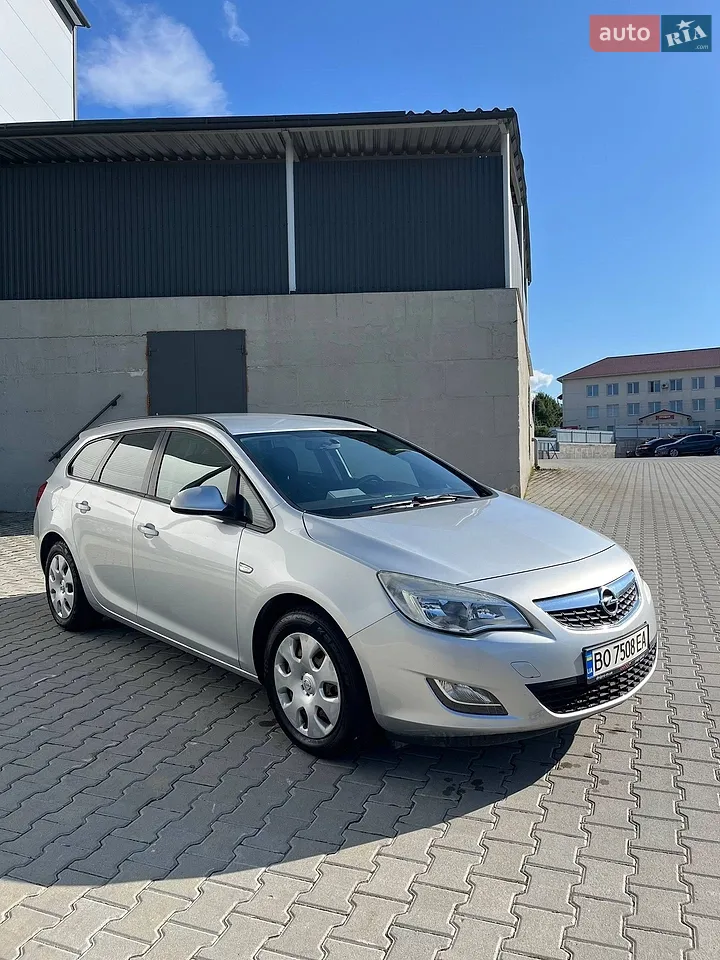 2011 Opel Astra - мініатюра 10