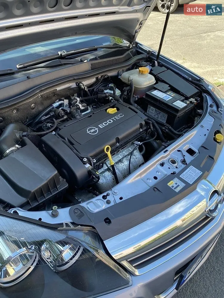 2010 Opel Astra - мініатюра 7