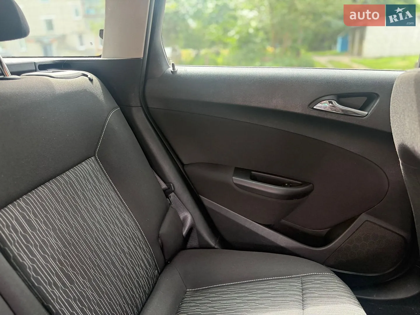 2013 Opel Astra - мініатюра 16
