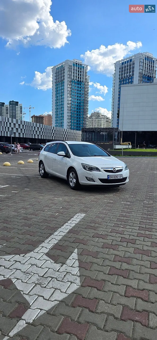 2012 Opel Astra - мініатюра 4