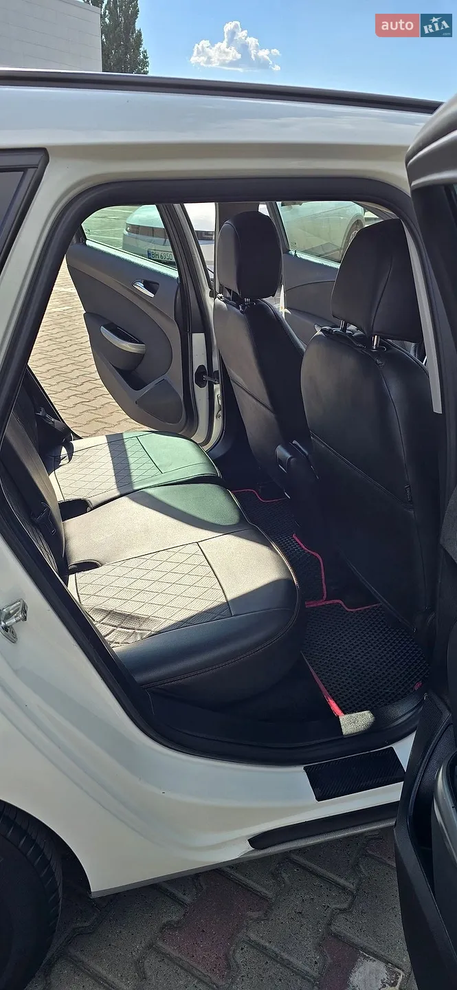 2012 Opel Astra - мініатюра 10