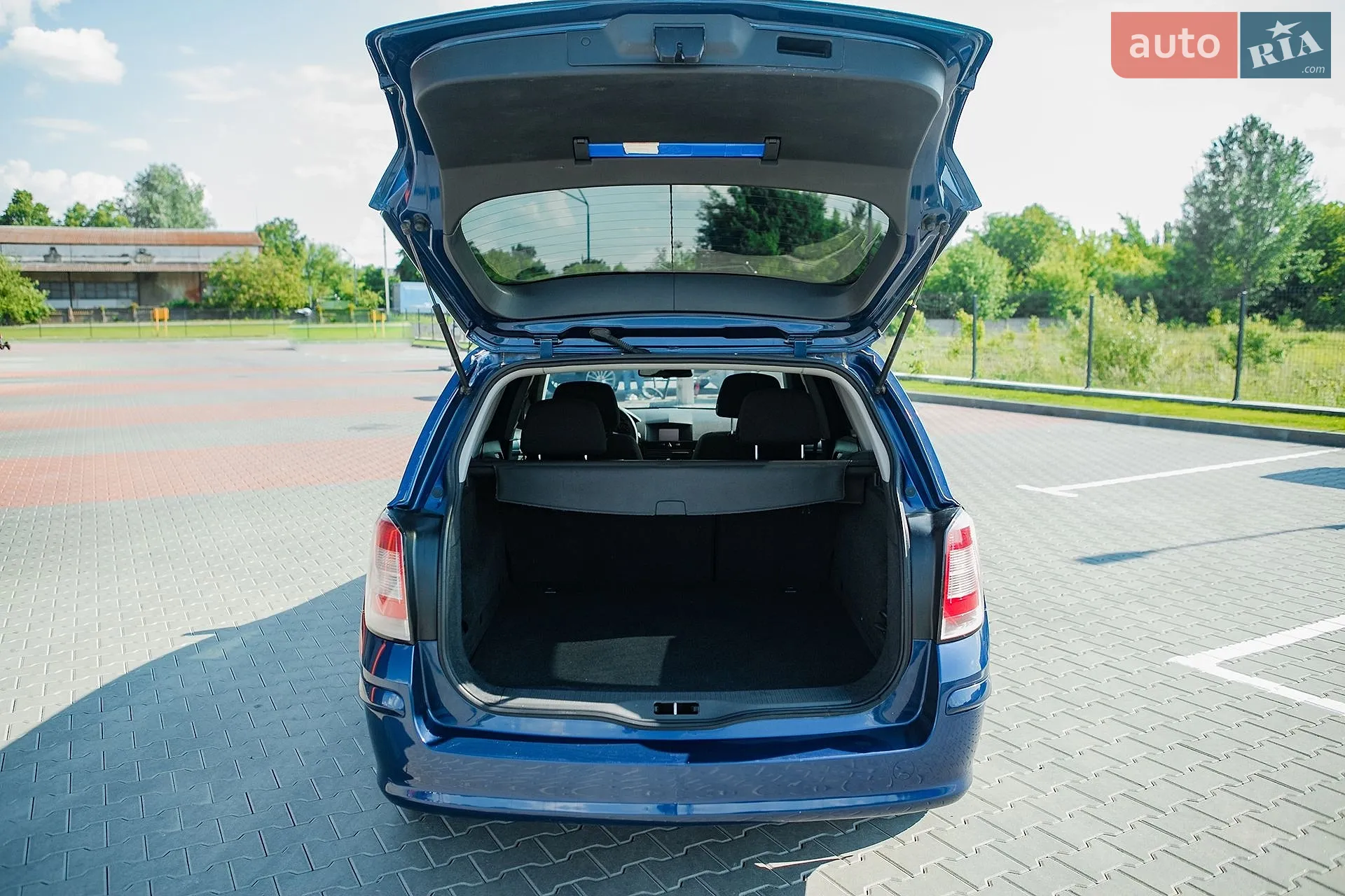 2010 Opel Astra - мініатюра 10