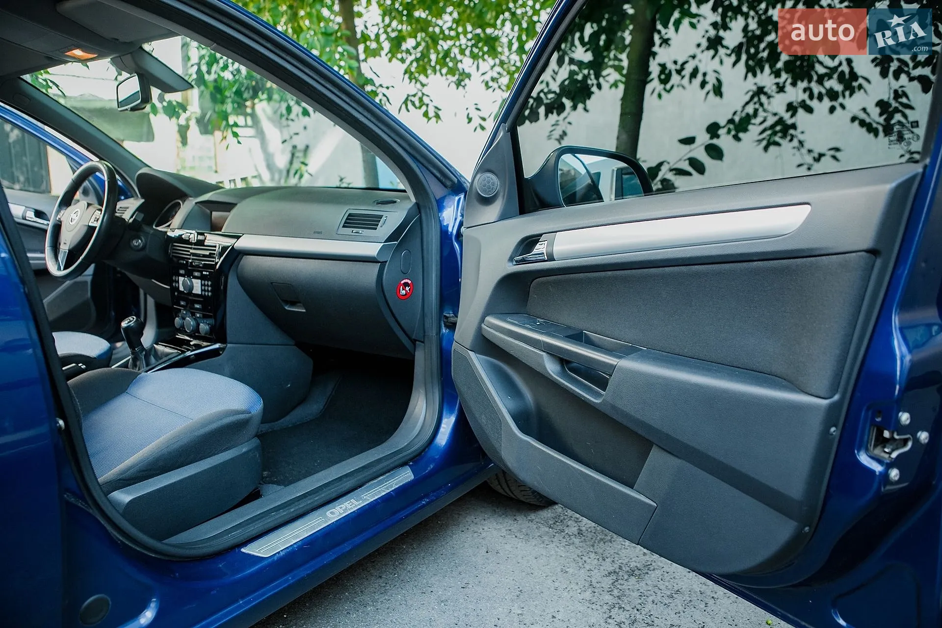 2010 Opel Astra - мініатюра 14