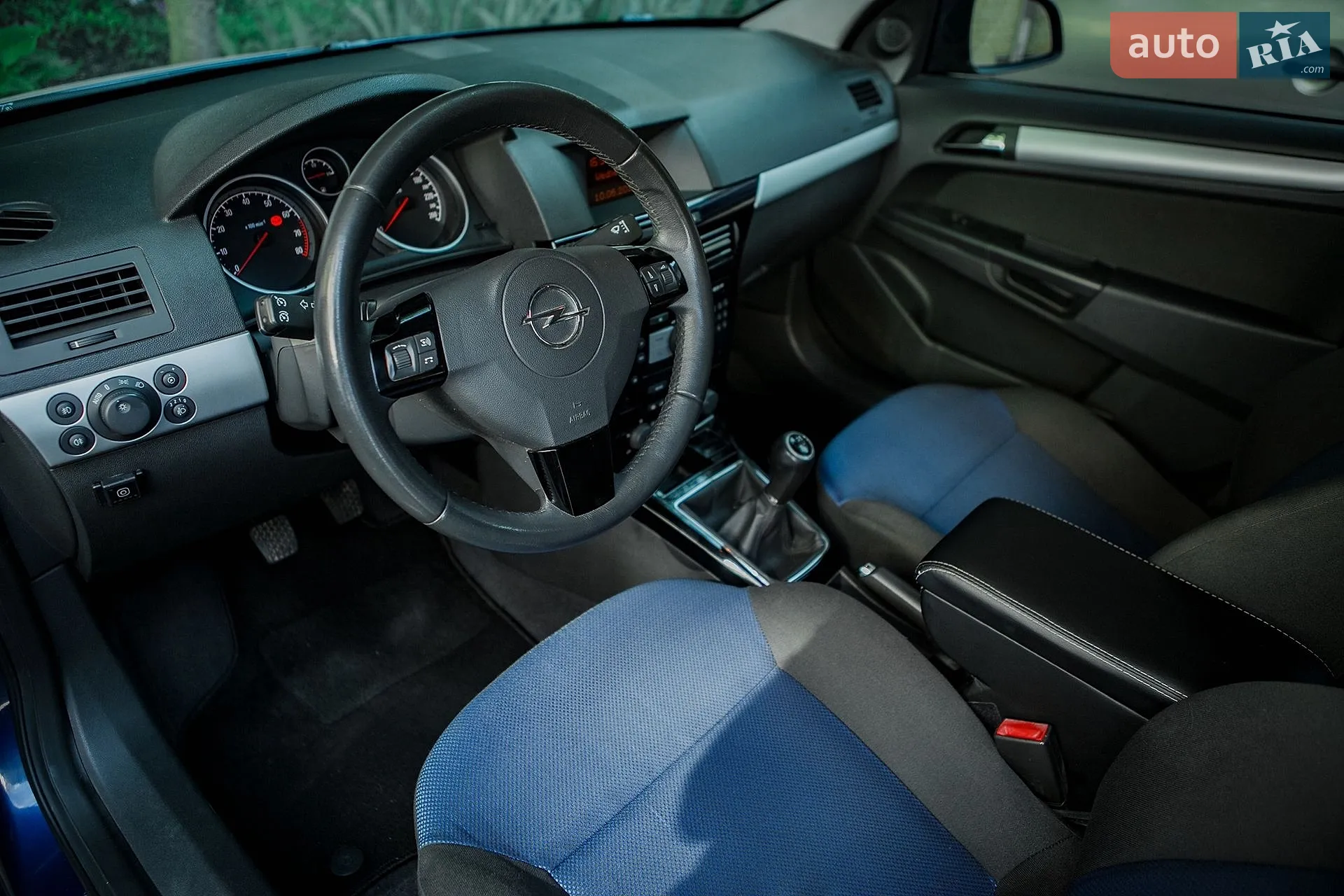 2010 Opel Astra - мініатюра 13