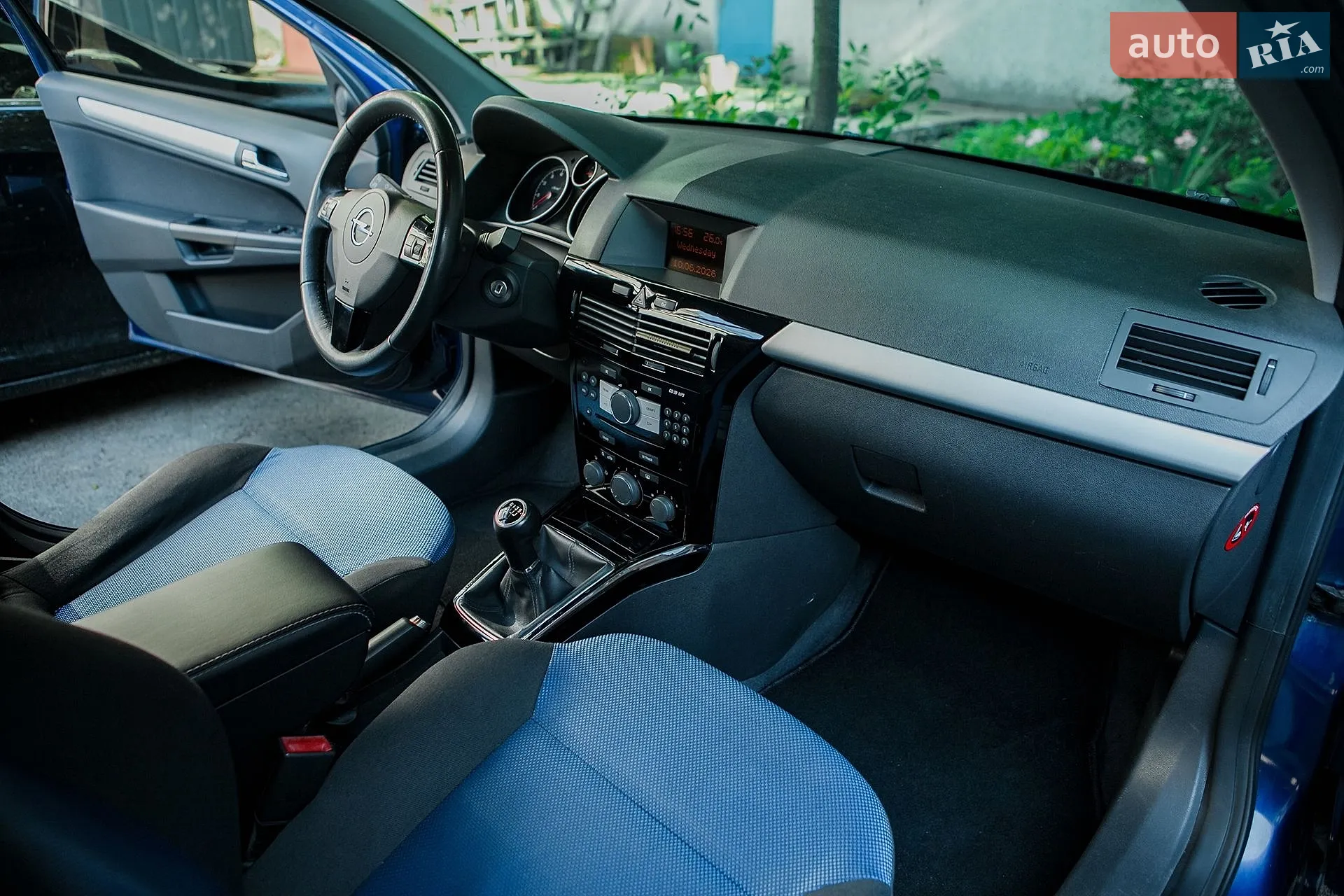 2010 Opel Astra - мініатюра 15