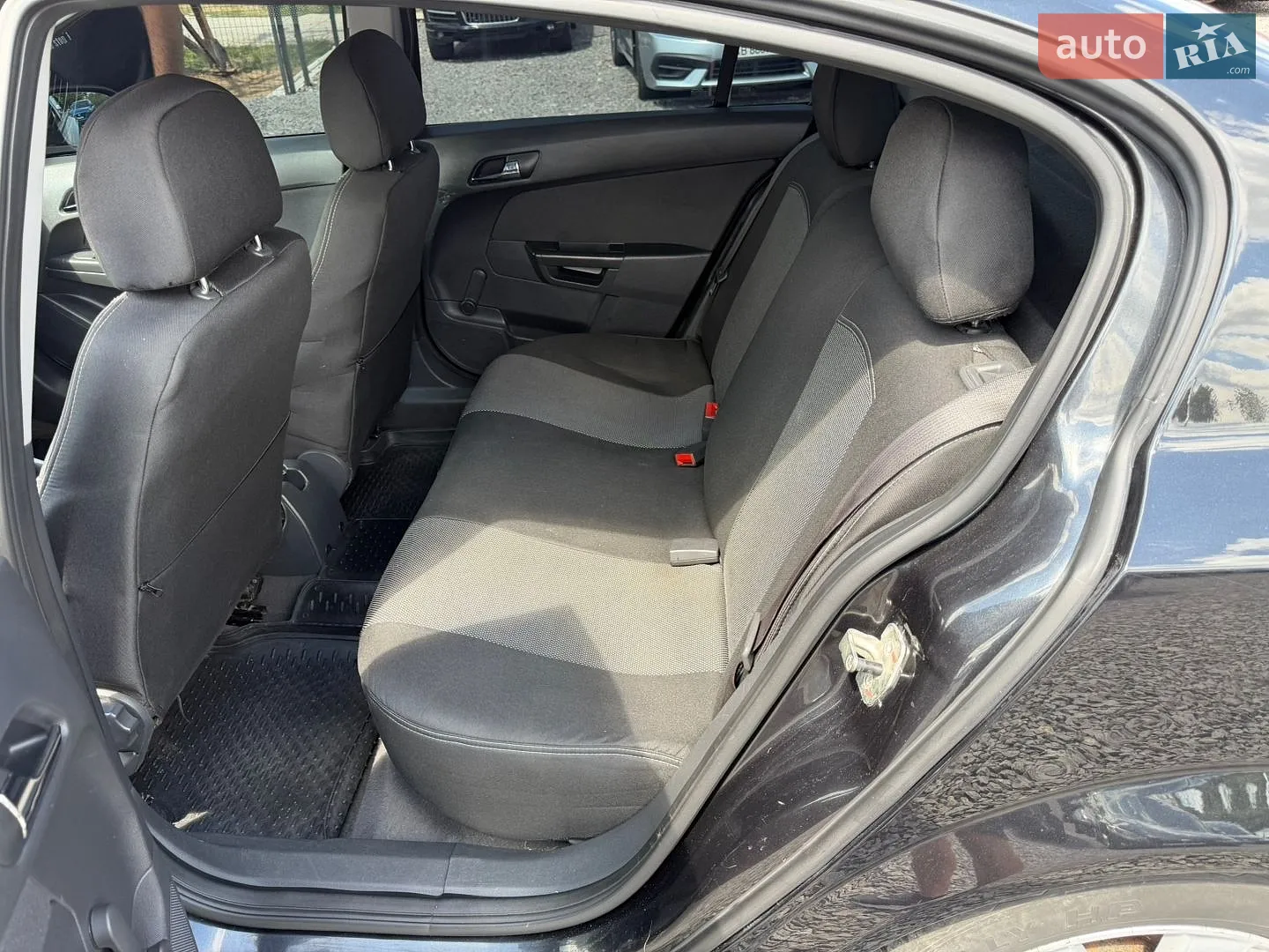 2012 Opel Astra - мініатюра 28