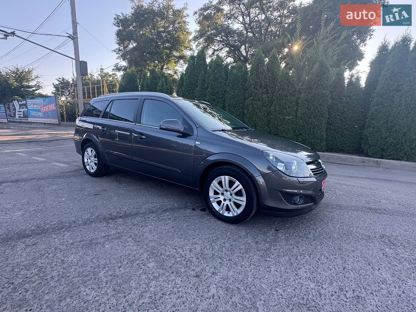 2010 Opel Astra - мініатюра 4
