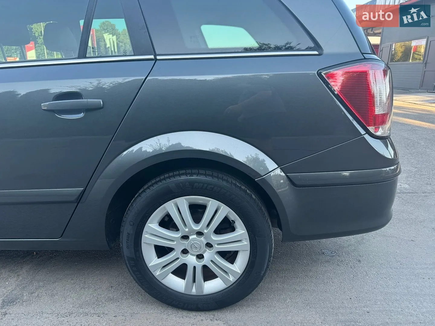 2010 Opel Astra - мініатюра 12