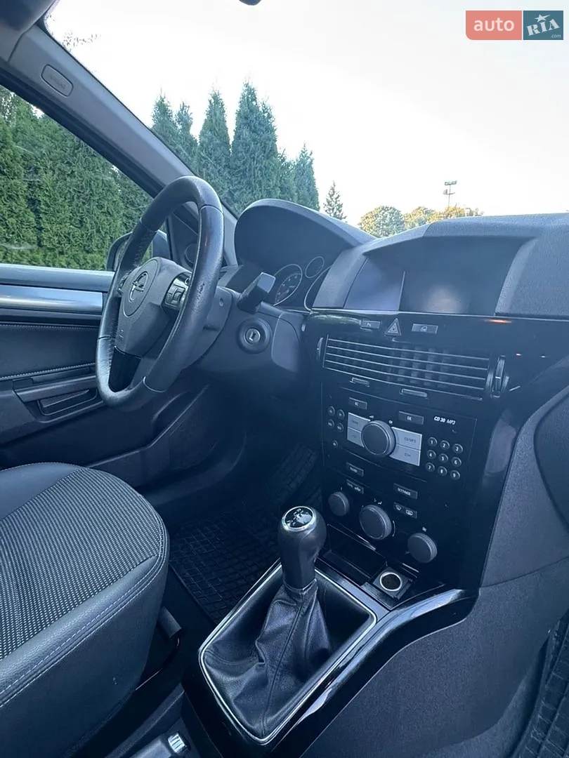2010 Opel Astra - мініатюра 28