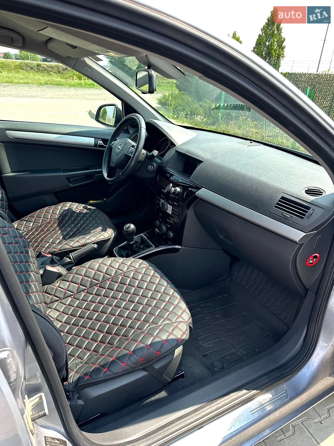 2010 Opel Astra - мініатюра 12