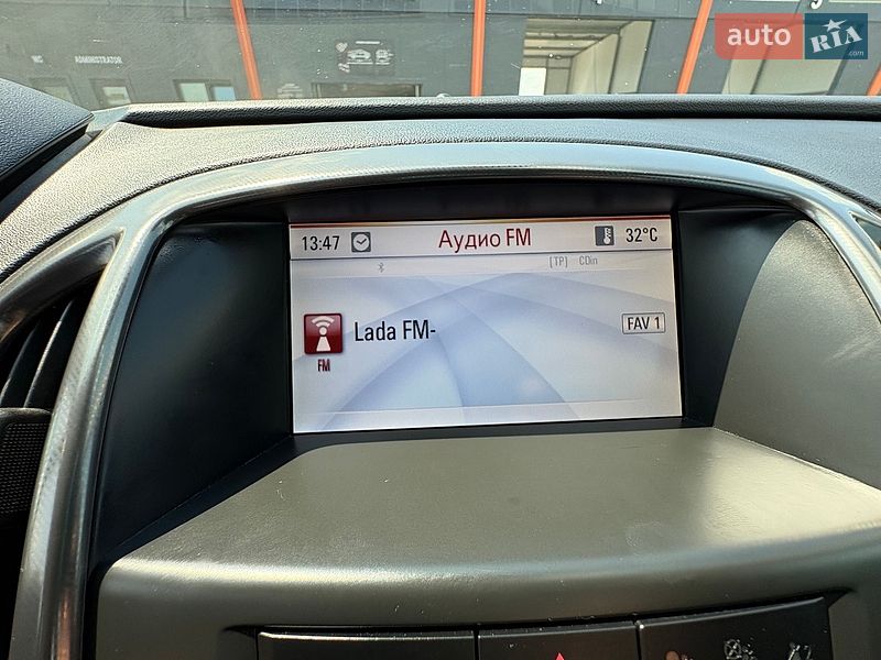 Універсал Opel Astra 2012 в Вінниці