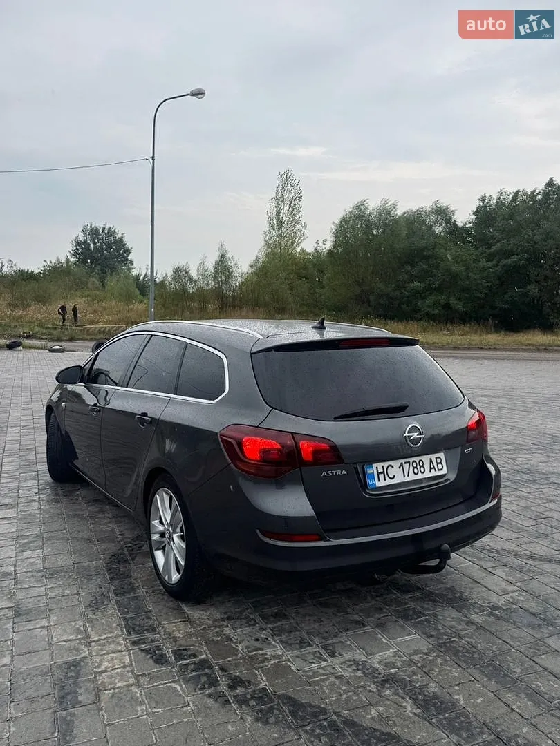 2010 Opel Astra - мініатюра 4