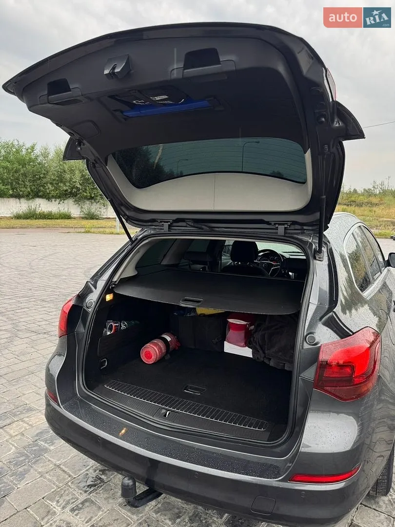 2010 Opel Astra - мініатюра 8