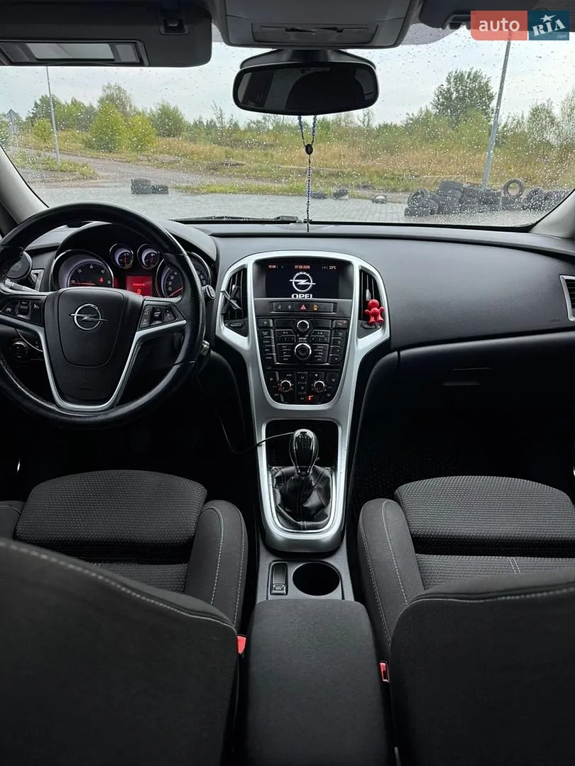 2010 Opel Astra - мініатюра 9