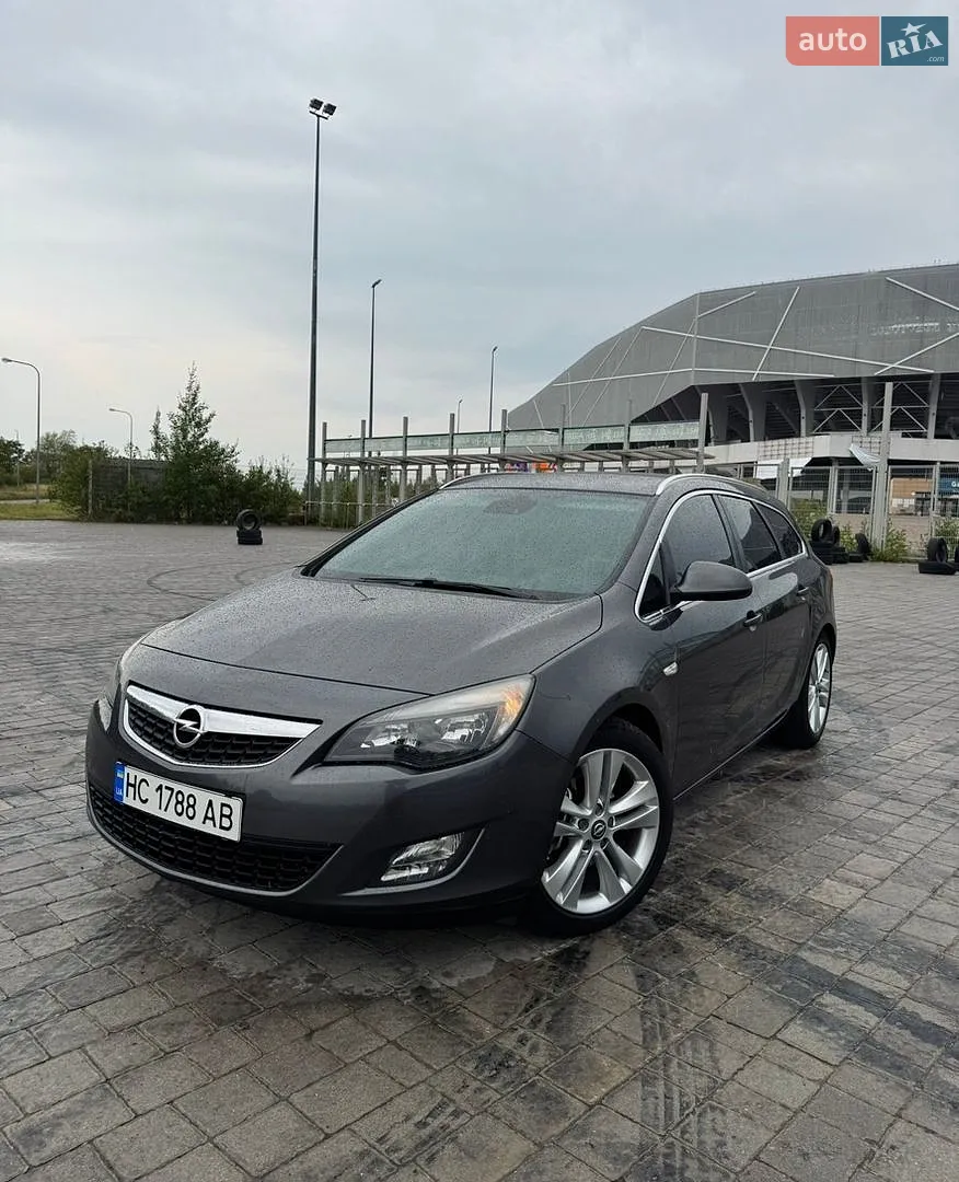 2010 Opel Astra - фото 1