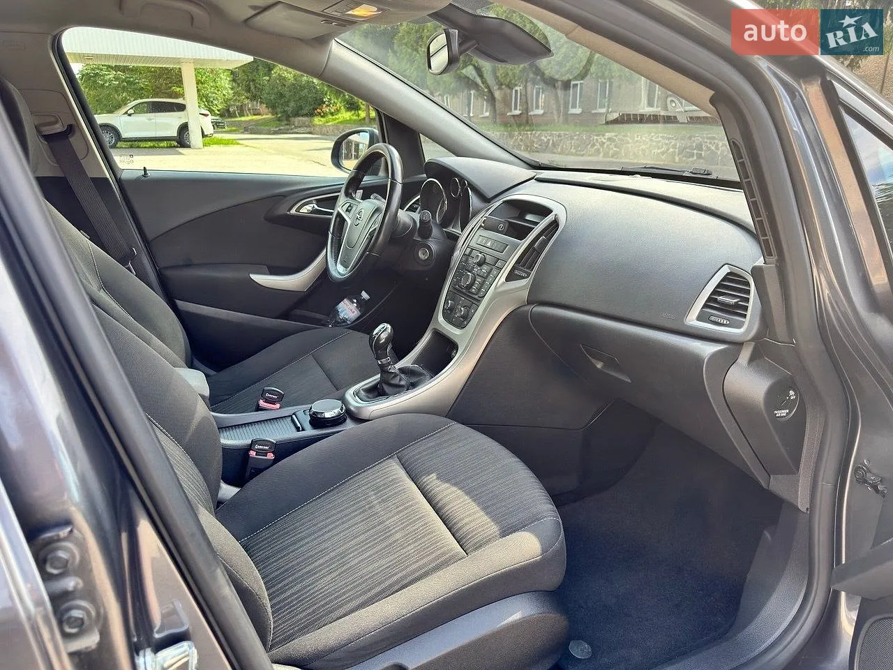 2011 Opel Astra - мініатюра 11