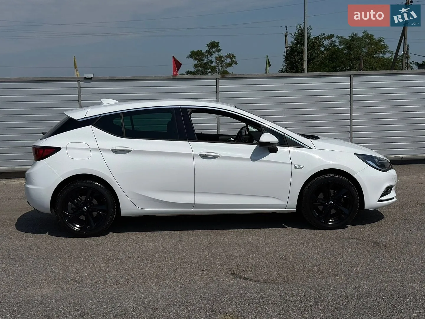 2018 Opel Astra - мініатюра 8