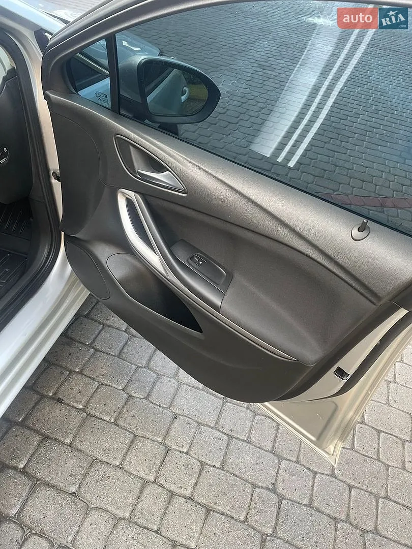 2019 Opel Astra - мініатюра 16