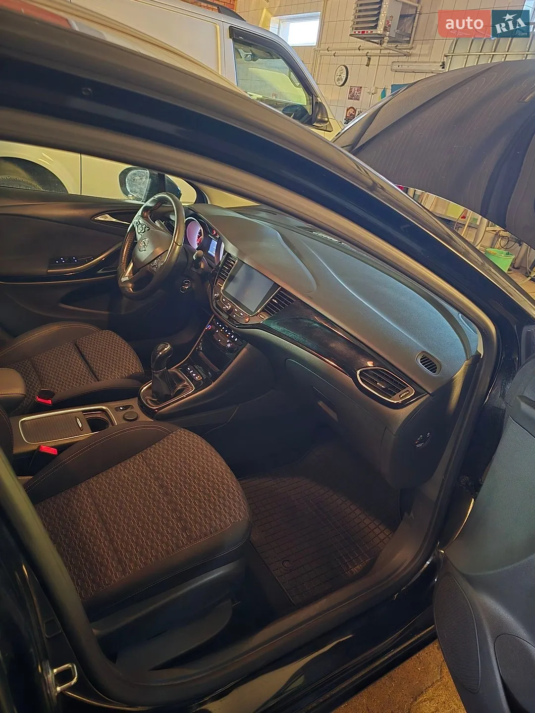 2017 Opel Astra - мініатюра 28