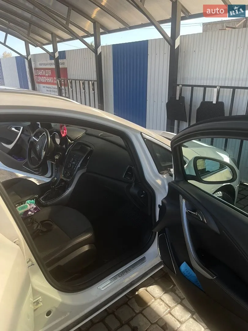 2012 Opel Astra - мініатюра 4