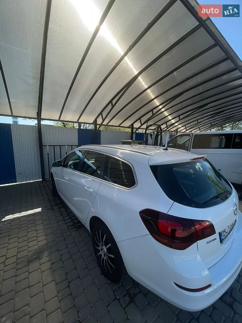 2012 Opel Astra - мініатюра 3