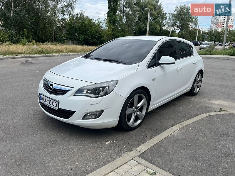 Opel Astra 2010