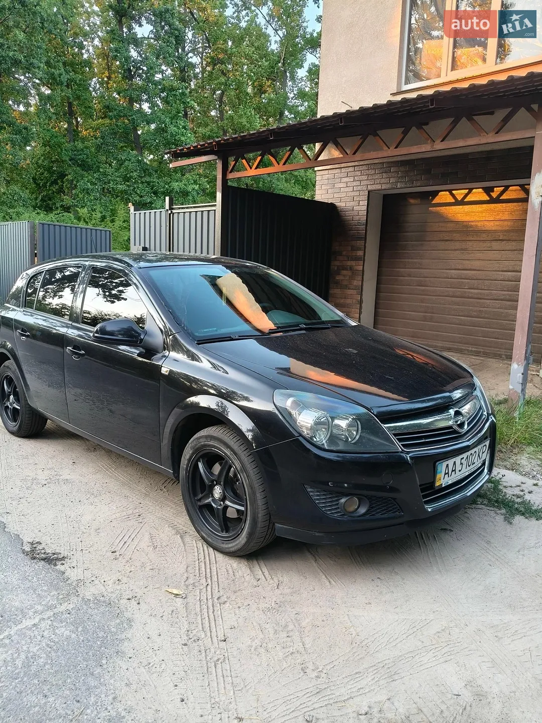 2011 Opel Astra - фото 1
