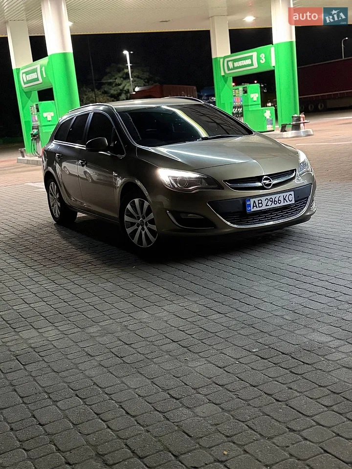 2011 Opel Astra - мініатюра 12