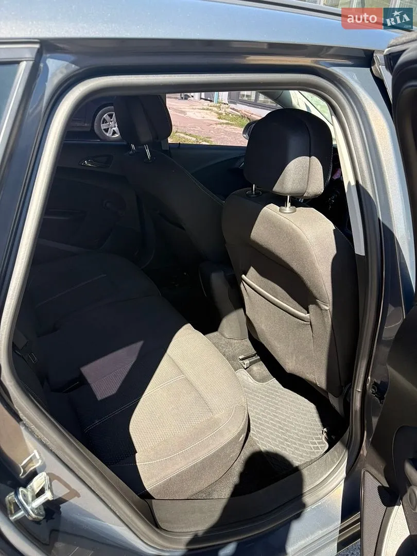 2013 Opel Astra - мініатюра 6