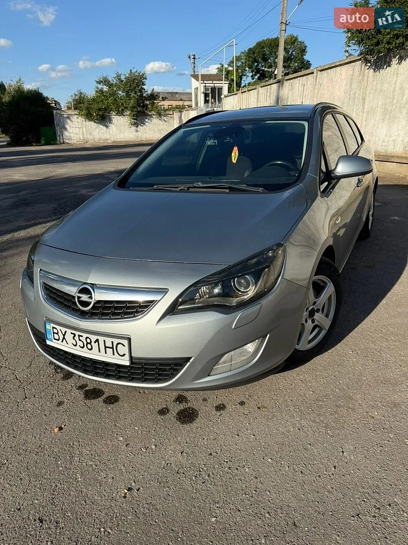 2011 Opel Astra - мініатюра 27