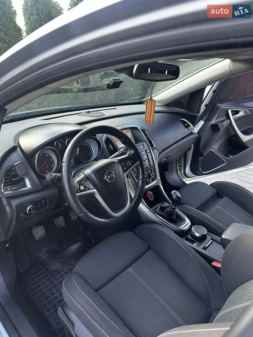 2011 Opel Astra - мініатюра 6