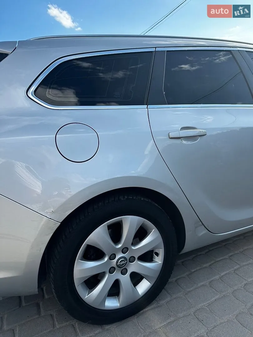 2011 Opel Astra - мініатюра 12