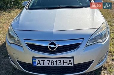 Универсал Opel Astra 2011 в Рожнятове фото 12 Универсал Opel Astra 2011 в Рожнятове
